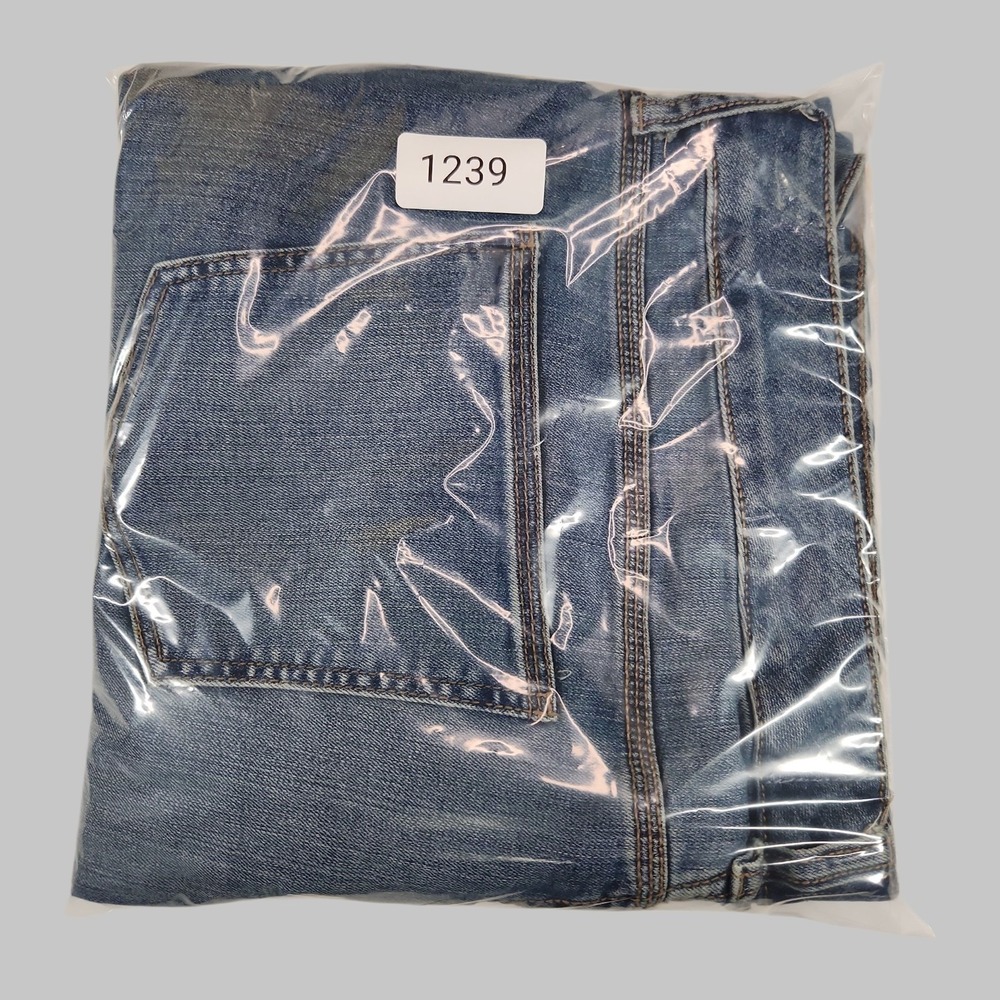 St Johns Bay Women's Plus 22W Secretly Slender Capri Jeans Blue NWOT - Picture 5 of 5